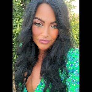 Meet your Posher, Lisa marie